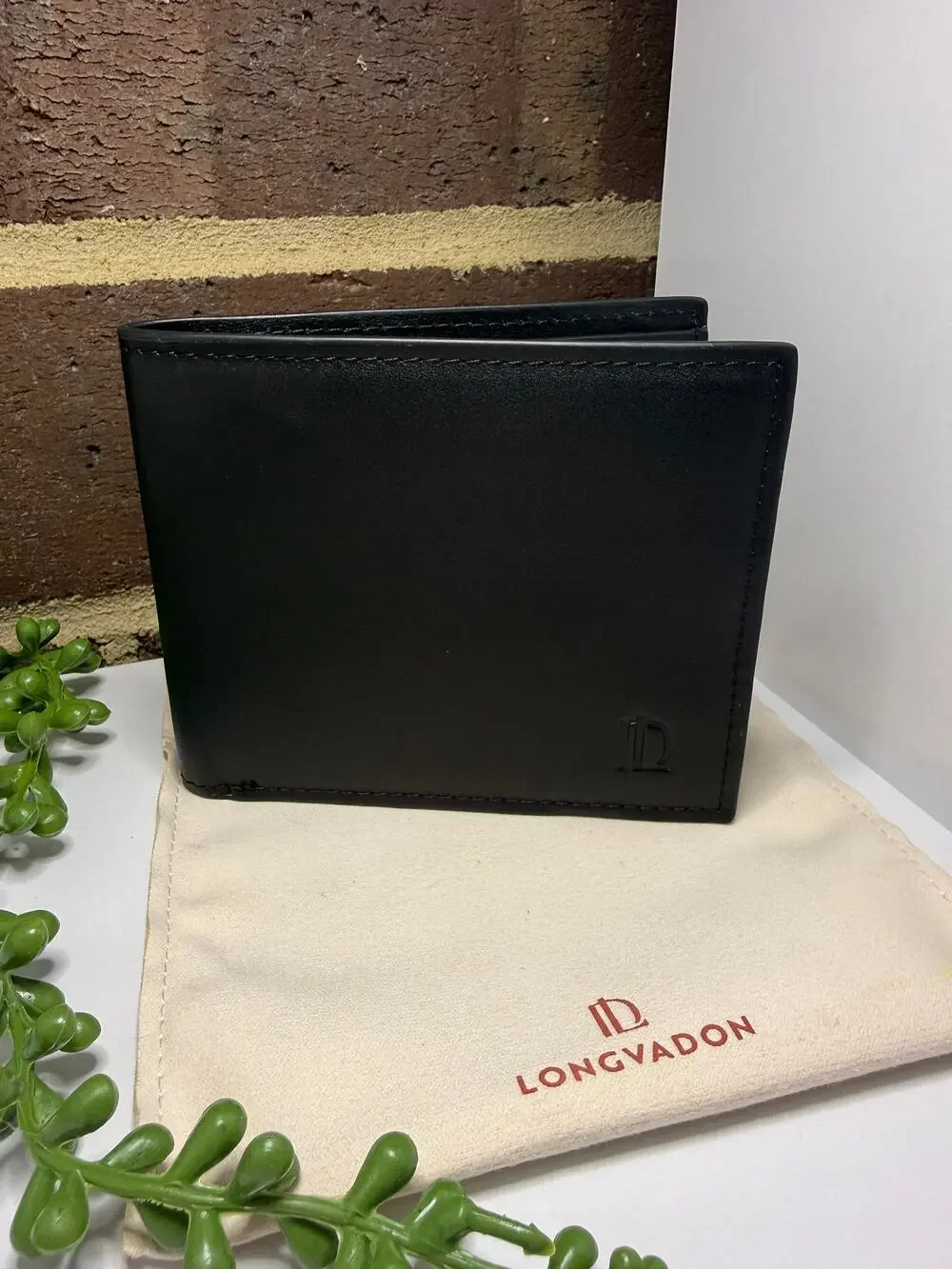Longvadon 1407 Mens Soft Leather Short Wallet 8CC Noir Profond NEW $250 Tag